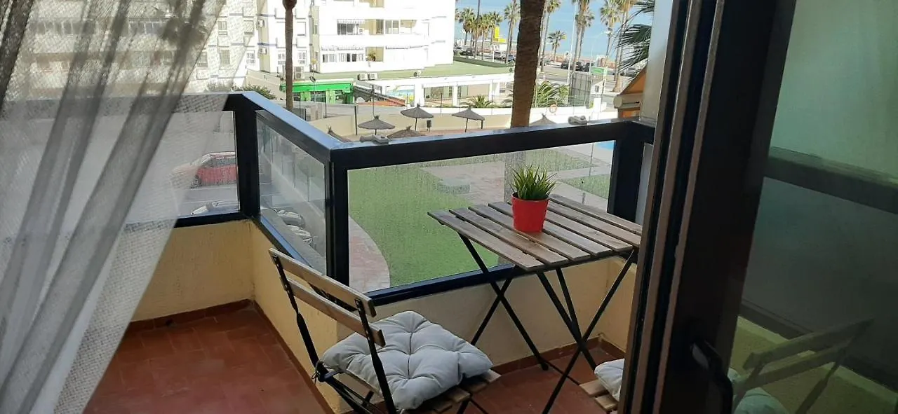 Primera Linea De Playa Бенальмадена Апартаменты